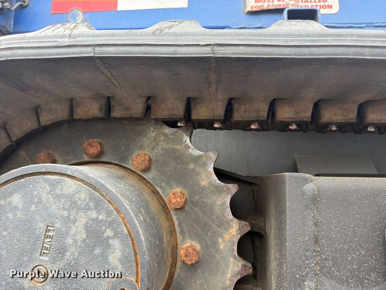 image for item YA5155 2016 Versalift MA53TD tracked boom lift