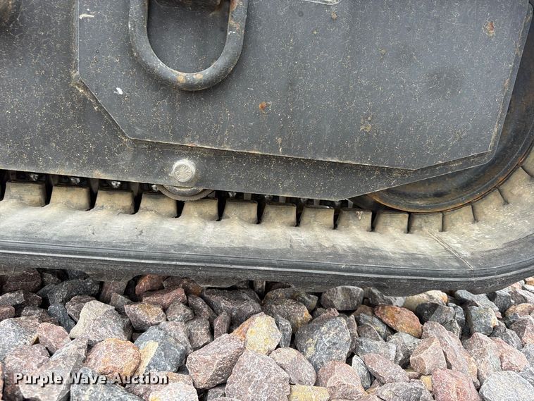 image for item YA5155 2016 Versalift MA53TD tracked boom lift