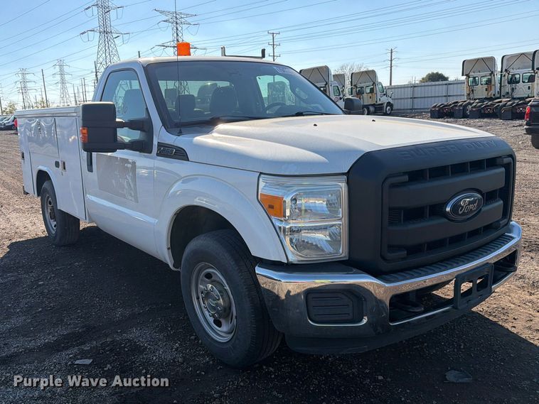 image for item YA5305 2012 Ford F250 Super Duty utility bed pickup truck