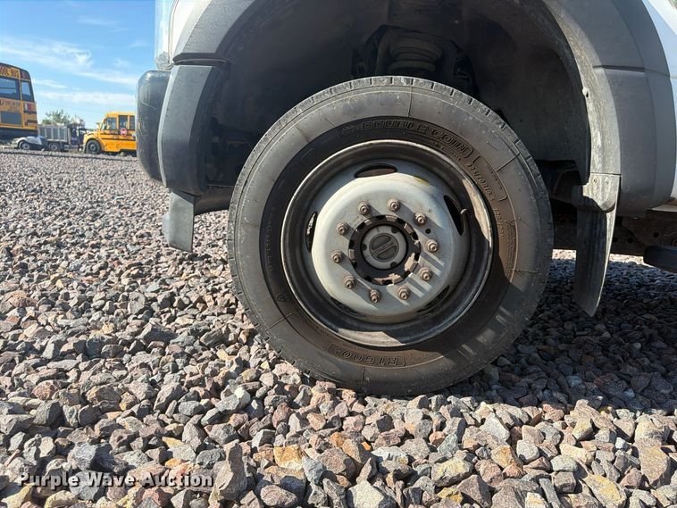 image for item YA5343 2017 Ford F550 Super Duty Ext. Cab chipper truck