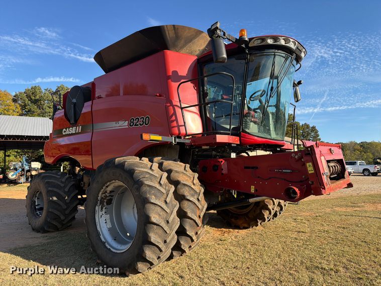 image for item DU5755 2013 Case 8230 RWA combine