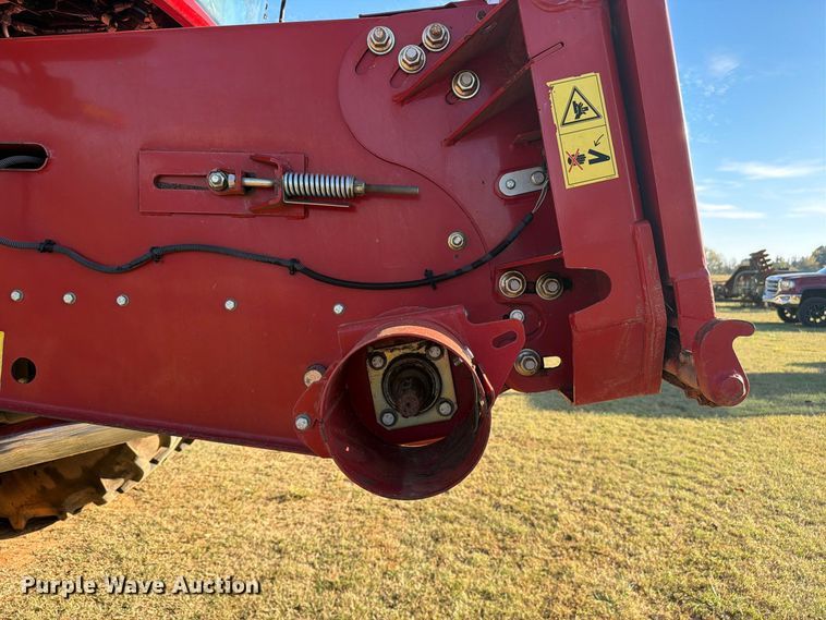 image for item DU5755 2013 Case 8230 RWA combine