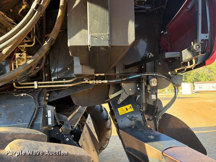 image for item DU5755 2013 Case 8230 RWA combine
