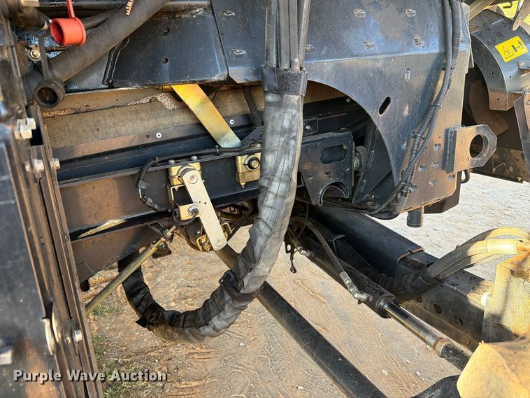 image for item DU5755 2013 Case 8230 RWA combine