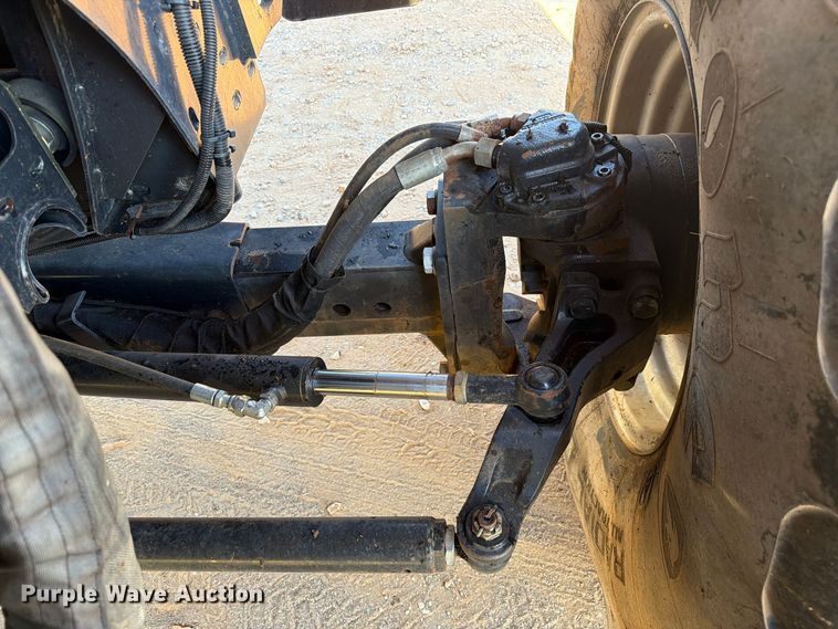 image for item DU5755 2013 Case 8230 RWA combine