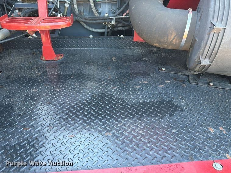 image for item DU5755 2013 Case 8230 RWA combine