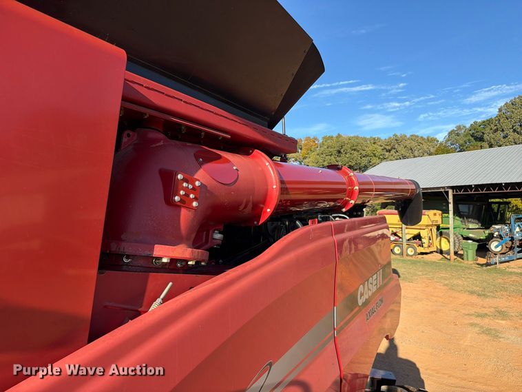 image for item DU5755 2013 Case 8230 RWA combine