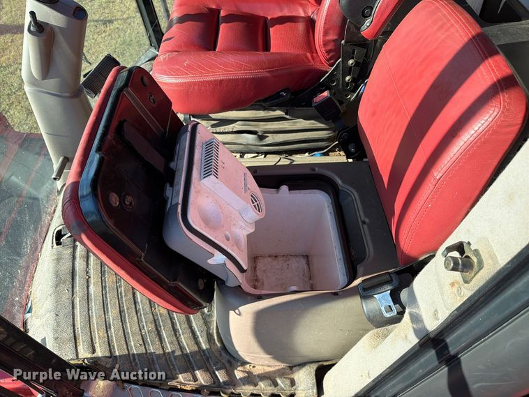 image for item DU5755 2013 Case 8230 RWA combine