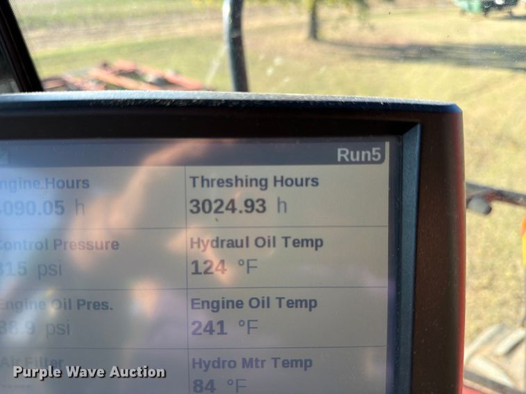 image for item DU5755 2013 Case 8230 RWA combine