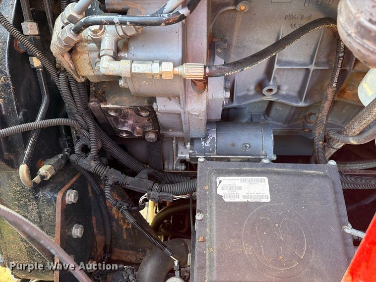 image for item DU5755 2013 Case 8230 RWA combine