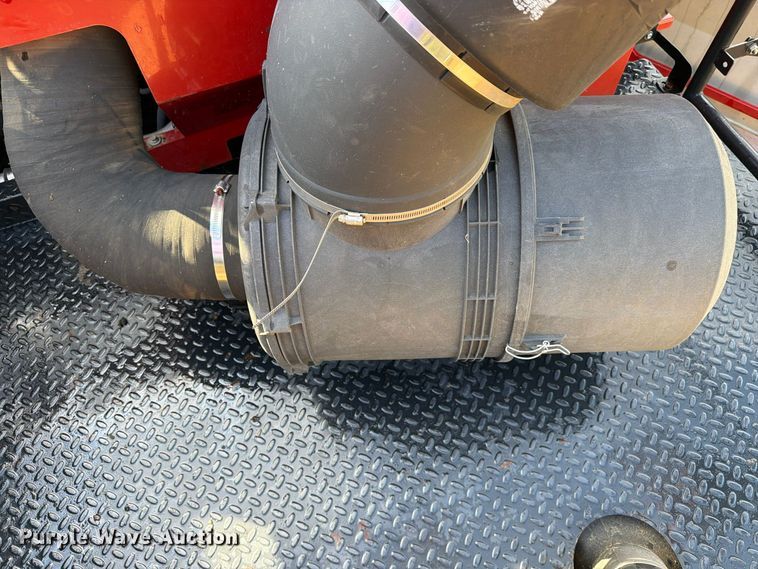 image for item DU5755 2013 Case 8230 RWA combine