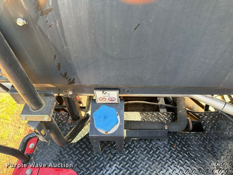 image for item DU5755 2013 Case 8230 RWA combine