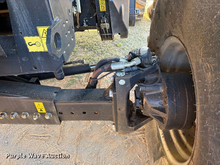 image for item DU5755 2013 Case 8230 RWA combine