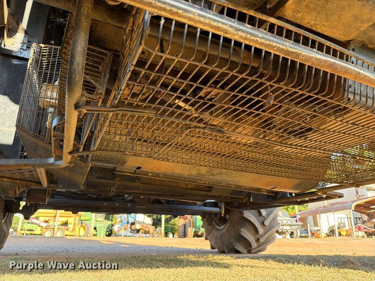 image for item DU5755 2013 Case 8230 RWA combine