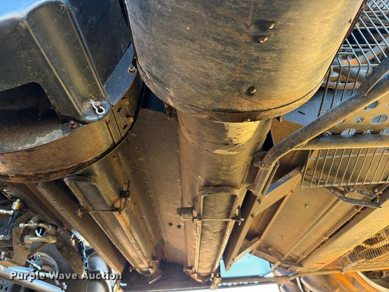 image for item DU5755 2013 Case 8230 RWA combine