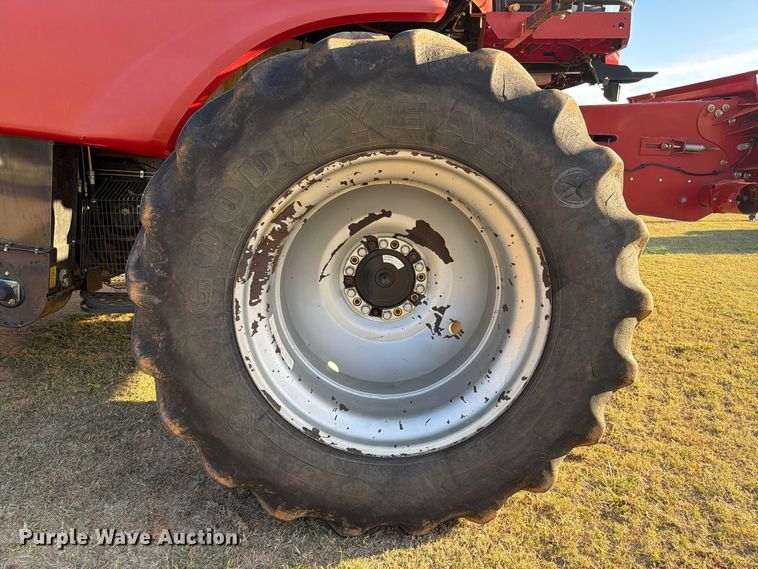 image for item DU5755 2013 Case 8230 RWA combine