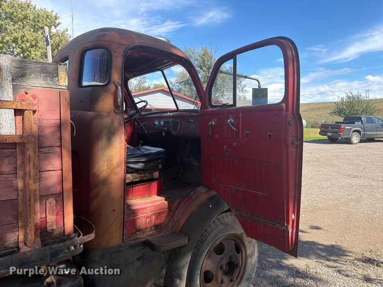 image for item EI7842 1948 Dodge B-1 HMA grain truck