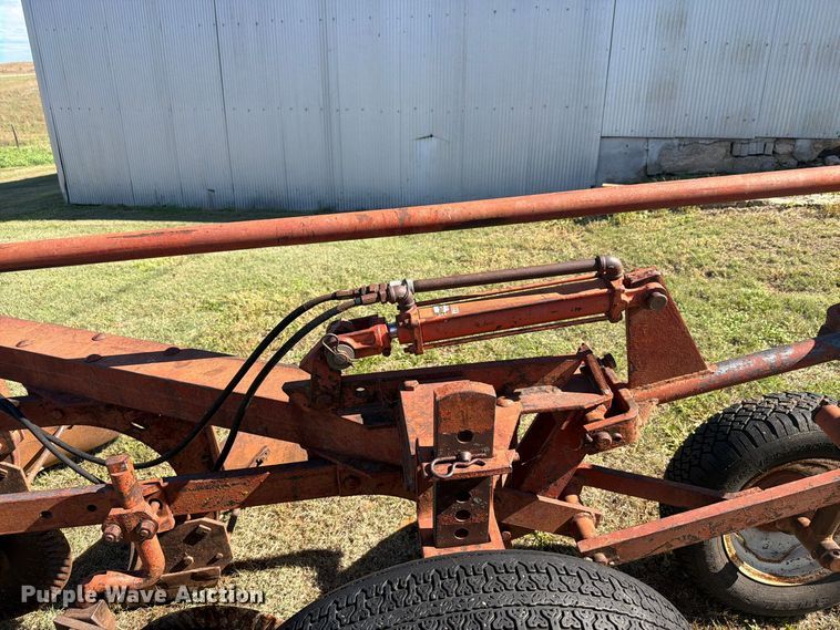 image for item EI7844 4 bottom plow