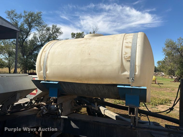 image for item EI7845 CrustBuster 4000 All Plant DD32x7.5 grain drill