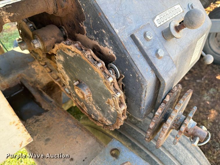 image for item EI7845 CrustBuster 4000 All Plant DD32x7.5 grain drill