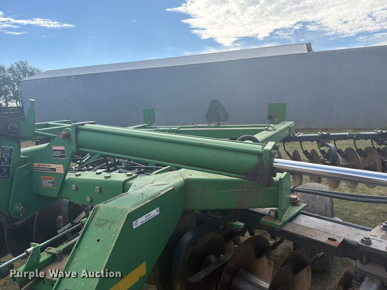image for item EI7870 John Deere Rock Disk 637 tandem disk