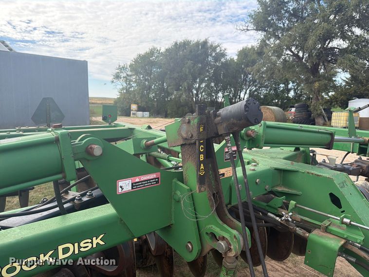 image for item EI7870 John Deere Rock Disk 637 tandem disk