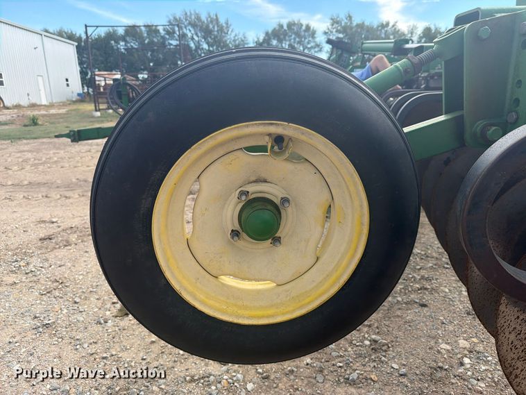 image for item EI7870 John Deere Rock Disk 637 tandem disk