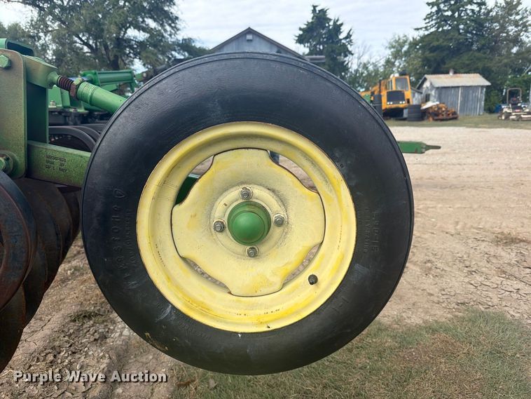 image for item EI7870 John Deere Rock Disk 637 tandem disk