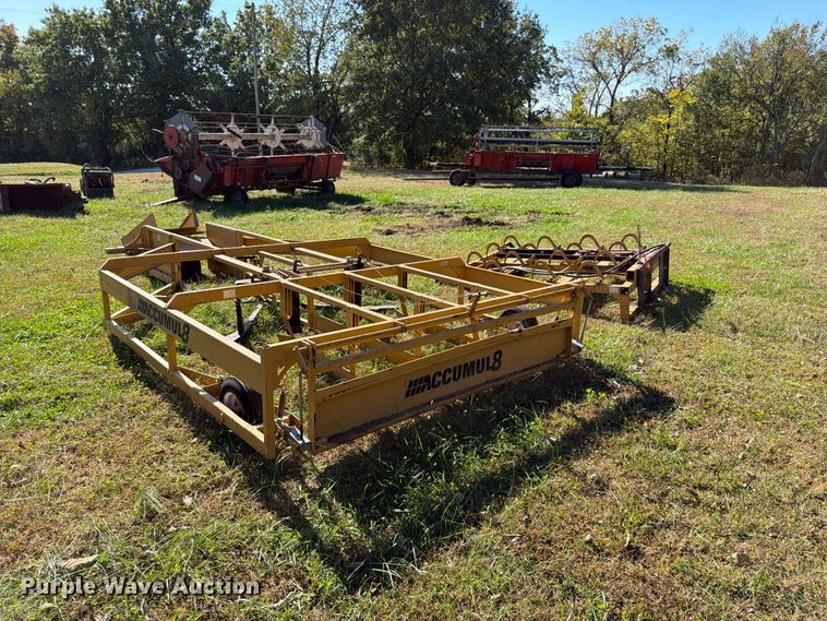 image for item EO8814 Agway AC800 bale accumulator