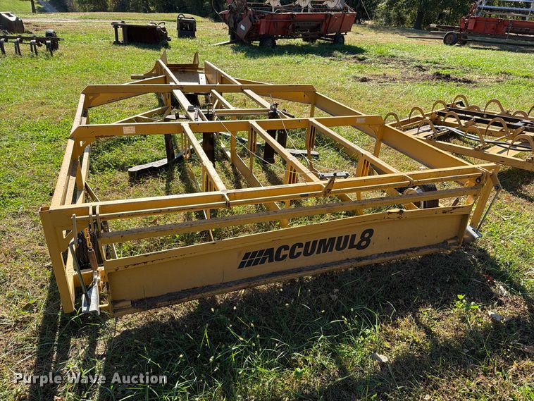 image for item EO8814 Agway AC800 bale accumulator