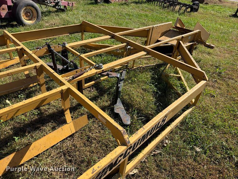 image for item EO8814 Agway AC800 bale accumulator