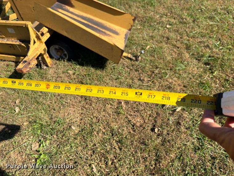 image for item EO8814 Agway AC800 bale accumulator