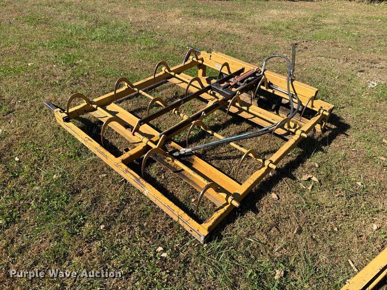 image for item EO8814 Agway AC800 bale accumulator