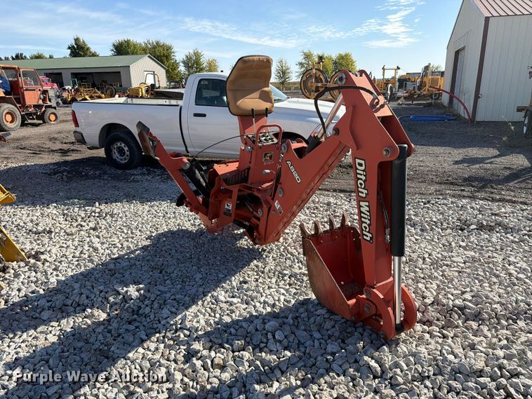 image for item EX4642 2012 Ditch Witch A820 backhoe attachment