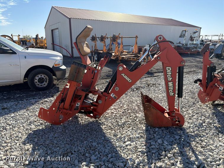 image for item EX4642 2012 Ditch Witch A820 backhoe attachment