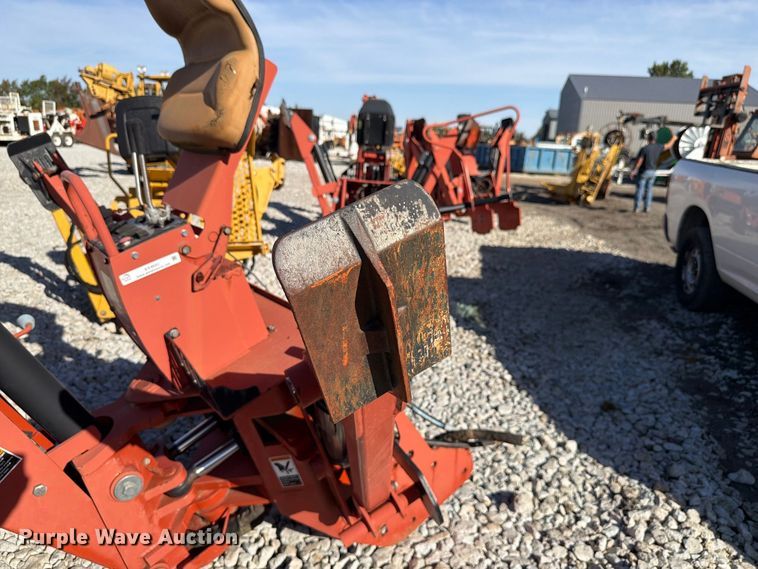 image for item EX4642 2012 Ditch Witch A820 backhoe attachment