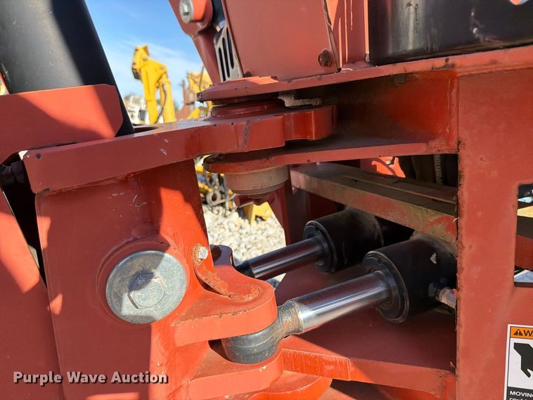 image for item EX4642 2012 Ditch Witch A820 backhoe attachment