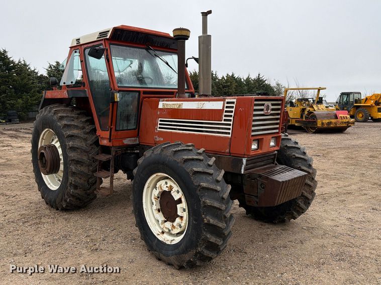 image for item FC0079 Hesston 160-90DT MFWD tractor