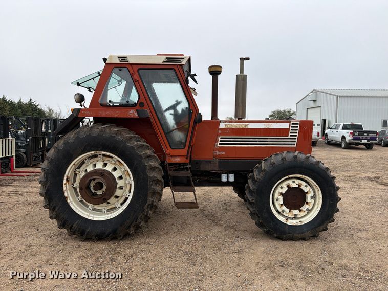 image for item FC0079 Hesston 160-90DT MFWD tractor