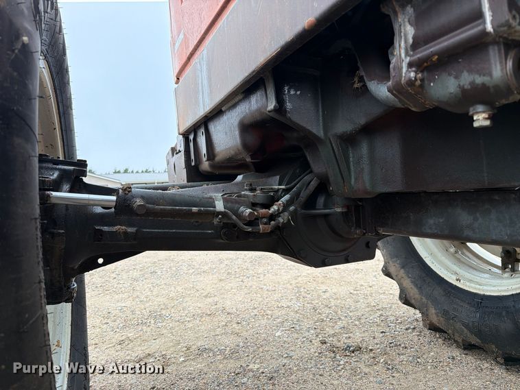 image for item FC0079 Hesston 160-90DT MFWD tractor