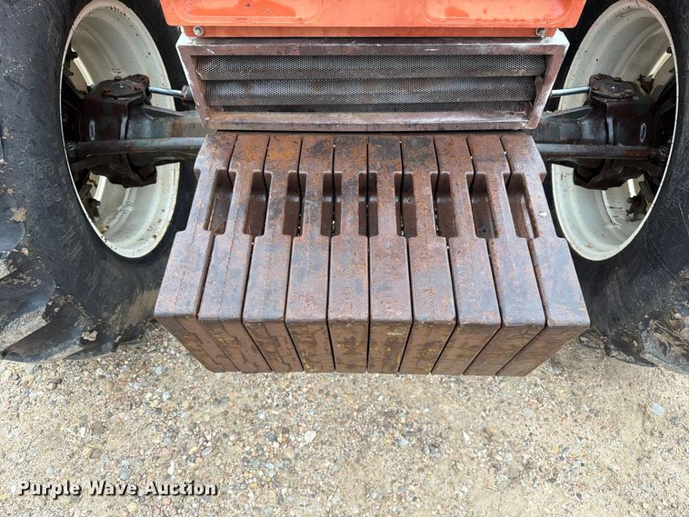 image for item FC0079 Hesston 160-90DT MFWD tractor