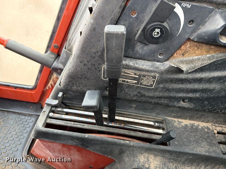 image for item FC0079 Hesston 160-90DT MFWD tractor