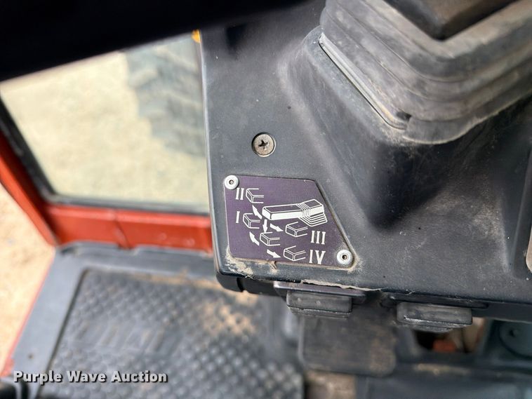 image for item FC0079 Hesston 160-90DT MFWD tractor
