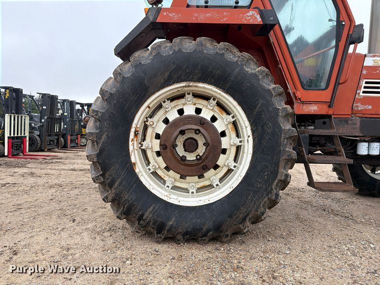 image for item FC0079 Hesston 160-90DT MFWD tractor
