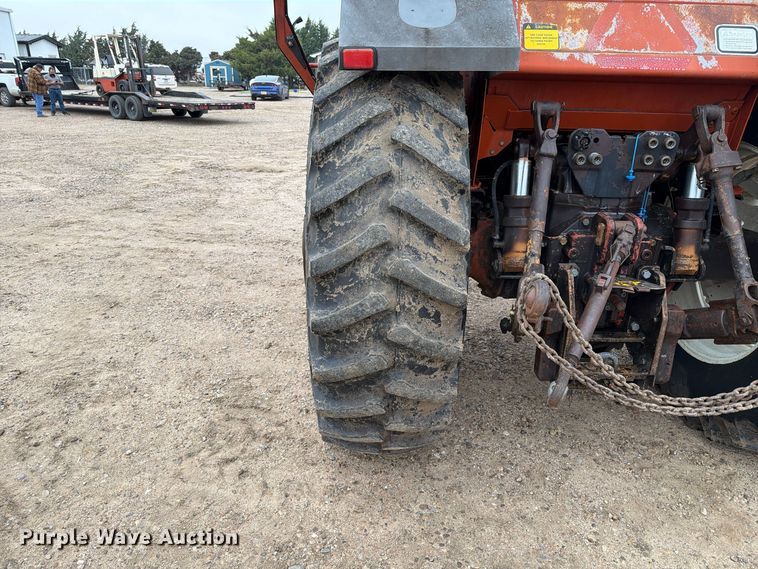 image for item FC0079 Hesston 160-90DT MFWD tractor