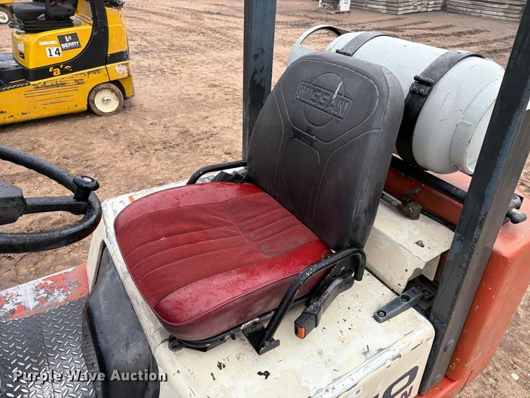image for item FC0082 Nissan 50 forklift