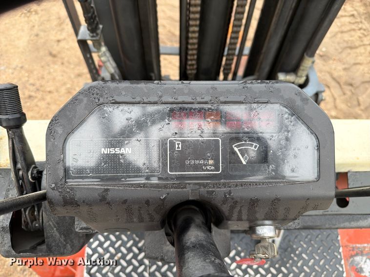 image for item FC0082 Nissan 50 forklift