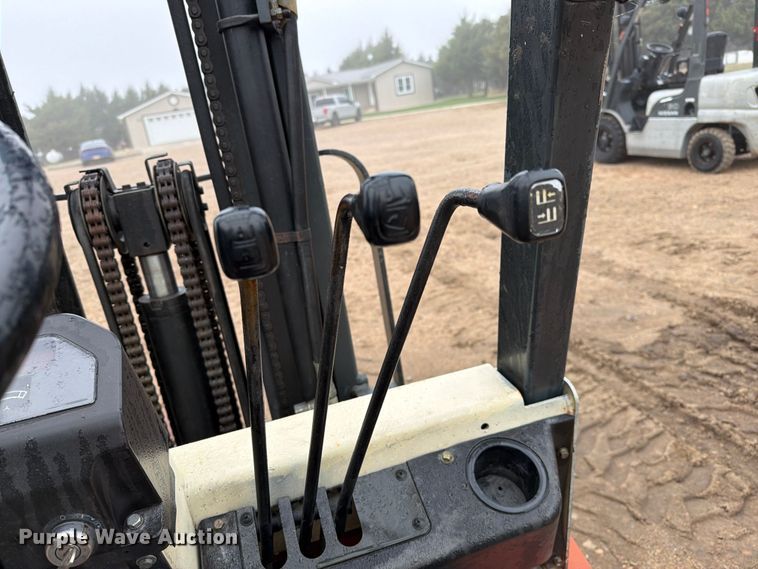 image for item FC0082 Nissan 50 forklift