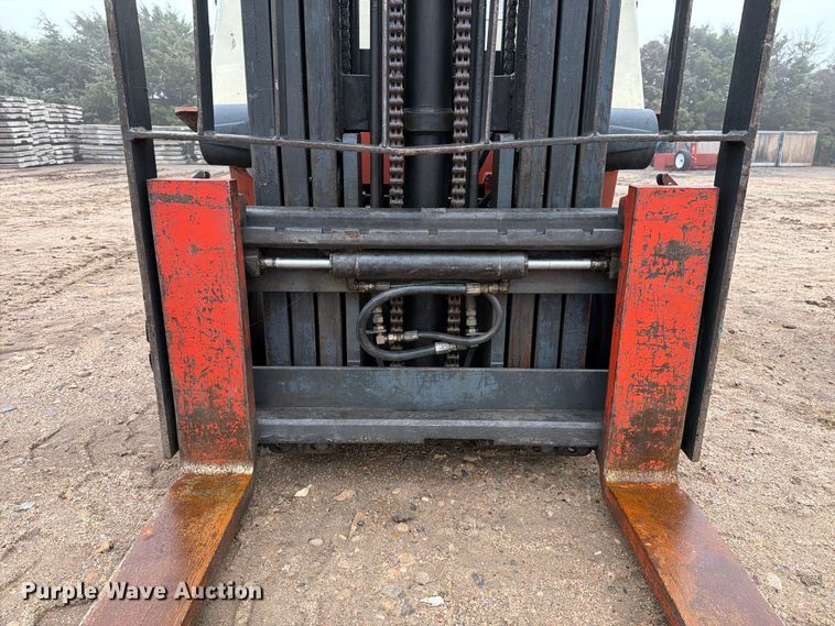 image for item FC0082 Nissan 50 forklift