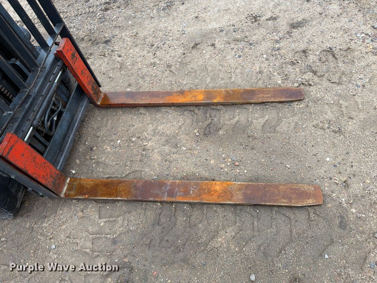 image for item FC0082 Nissan 50 forklift